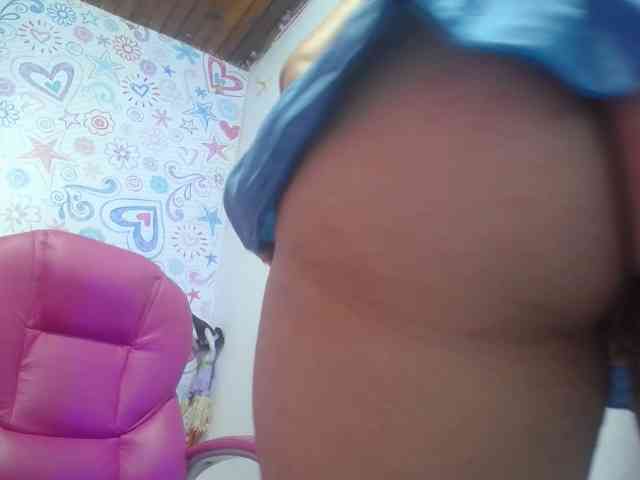 ALICIA-REYES webcam