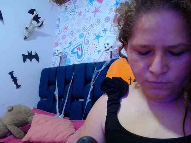 ALICIA-REYES webcam