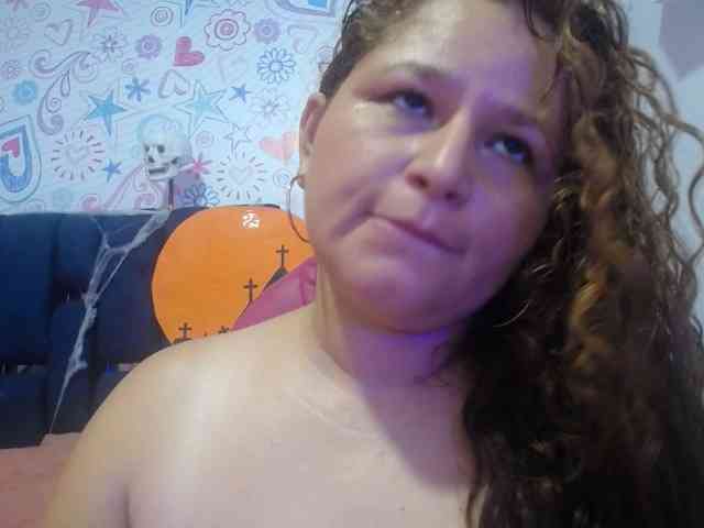ALICIA-REYES webcam