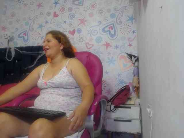ALICIA-REYES webcam