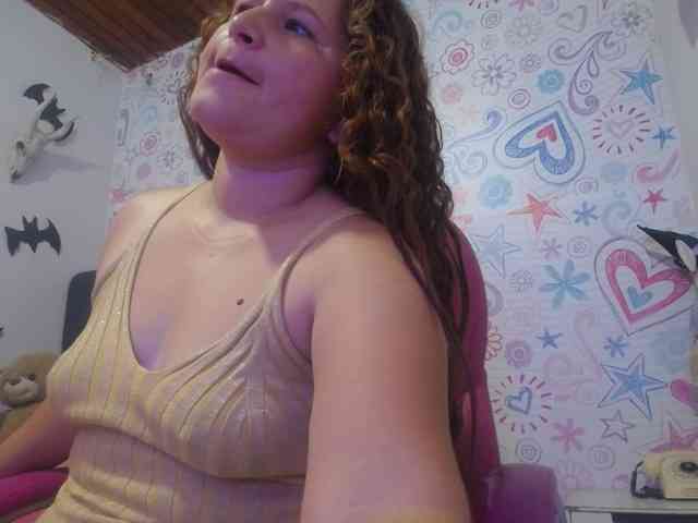 ALICIA-REYES webcam