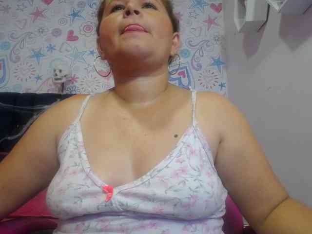 ALICIA-REYES webcam