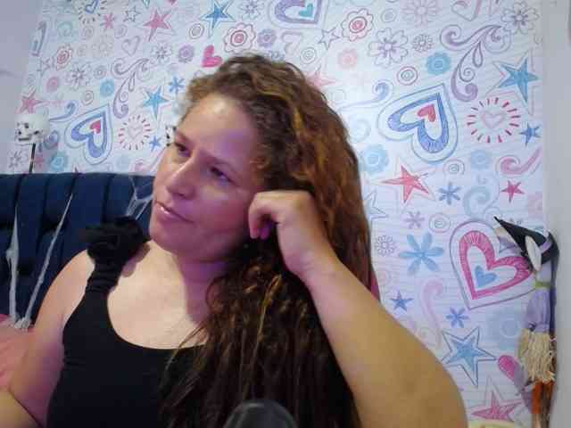 ALICIA-REYES webcam