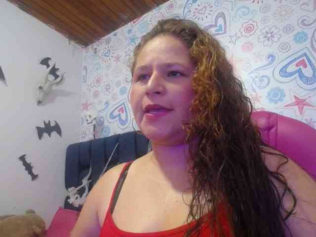 ALICIA-REYES webcam