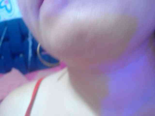 ALICIA-REYES webcam
