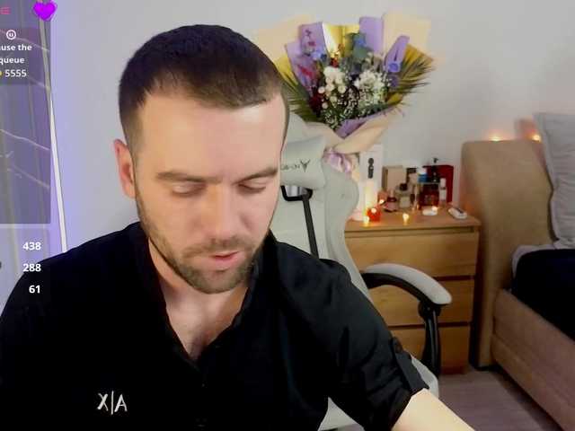 Entrez le videochat erotique avec le
modèle AdeleLaCroix AdeleLaCroix