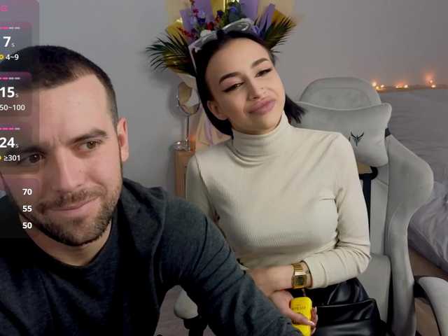 Accedi alla chat con il nickname AdeleLaCroix AdeleLaCroix