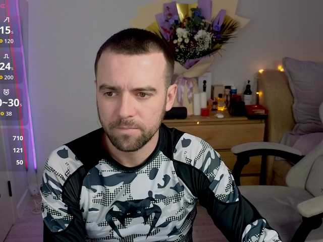 Entrez le videochat erotique avec le
modèle AdeleLaCroix AdeleLaCroix