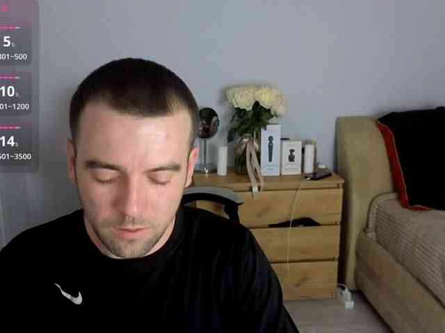 AdeleLaCroix webcam