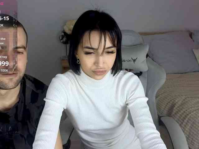 AdeleLaCroix webcam