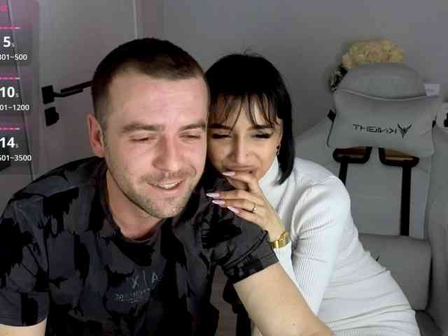 AdeleLaCroix webcam