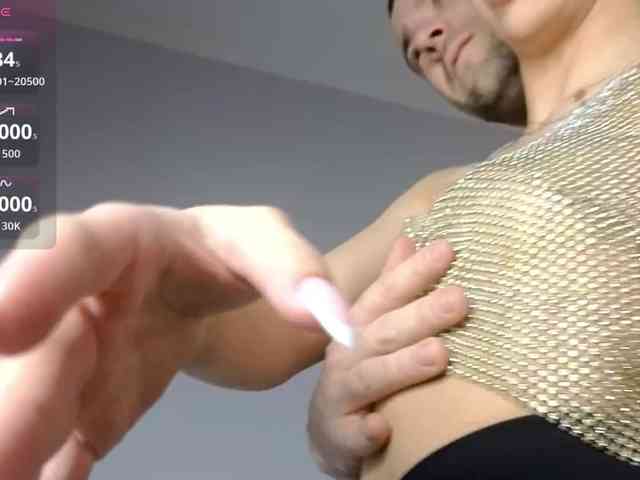 AdeleLaCroix webcam