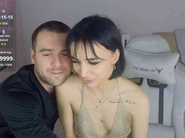 AdeleLaCroix webcam