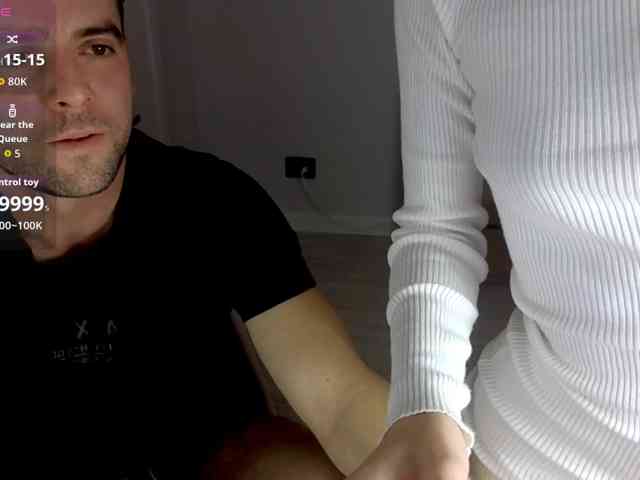 AdeleLaCroix webcam