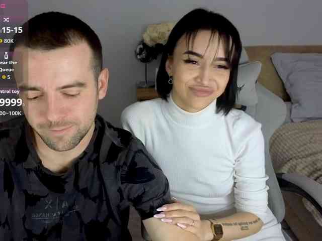 AdeleLaCroix webcam