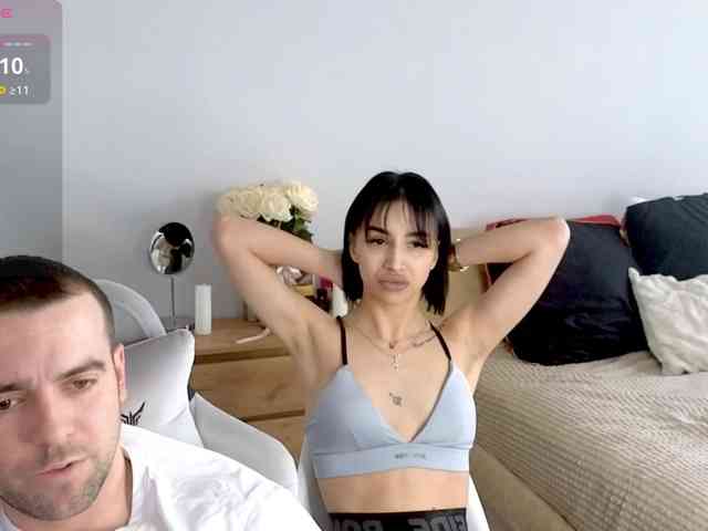 AdeleLaCroix webcam