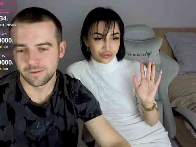 AdeleLaCroix webcam