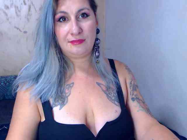 LilithGreen webcam