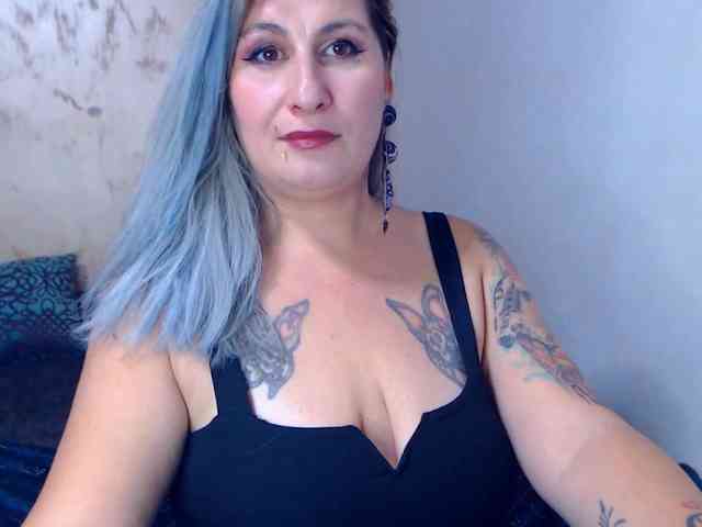 LilithGreen webcam