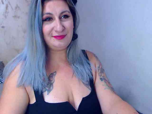 LilithGreen webcam