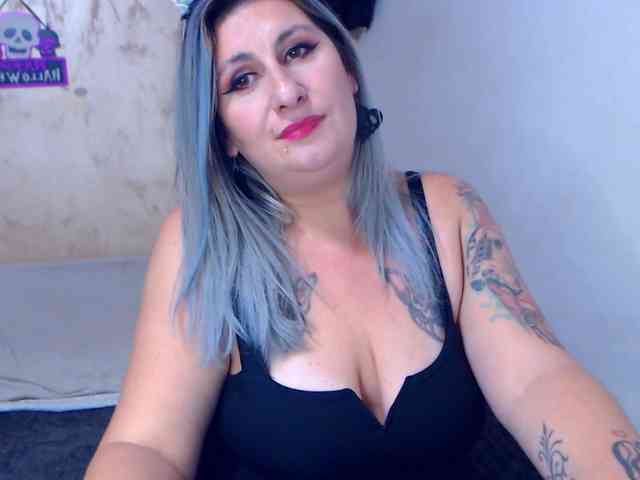 LilithGreen webcam