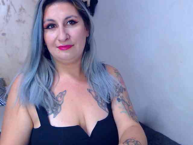 LilithGreen webcam