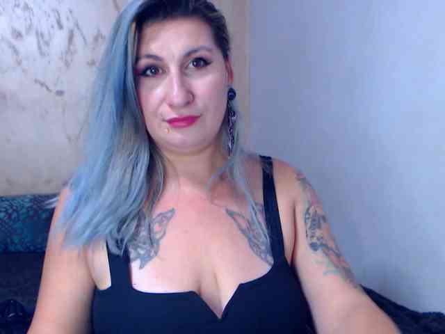 LilithGreen webcam
