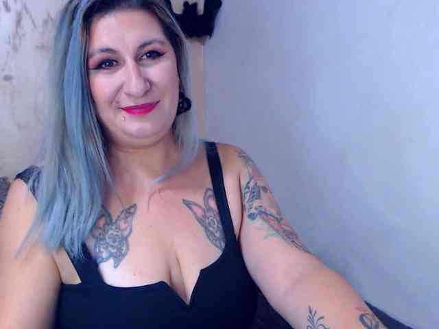 LilithGreen webcam