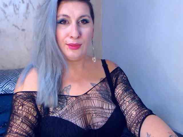 LilithGreen webcam