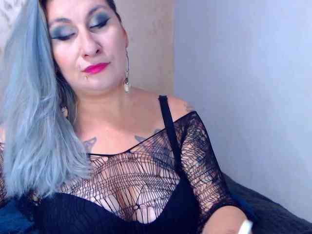 LilithGreen webcam