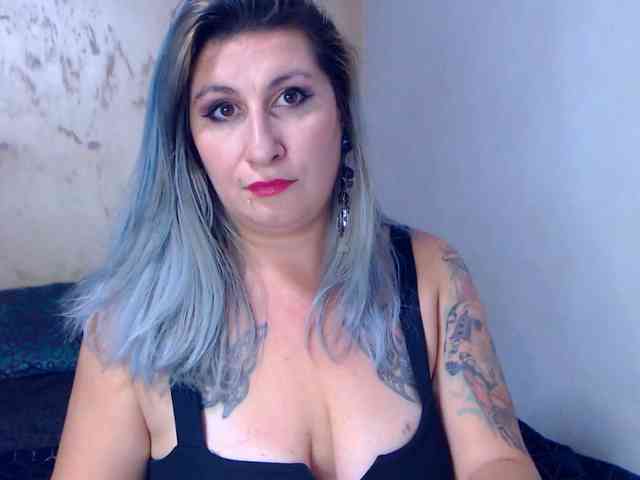 LilithGreen webcam