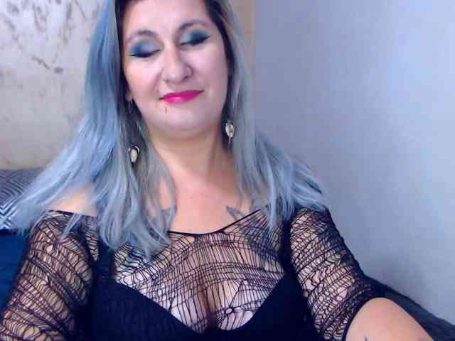 LilithGreen webcam