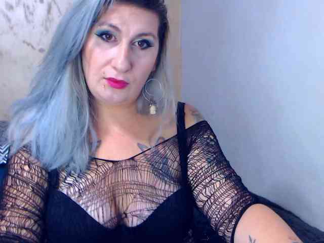 LilithGreen webcam
