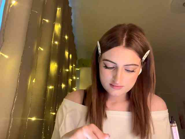 AuraLahrman webcam