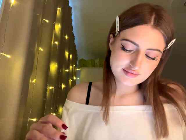 AuraLahrman webcam