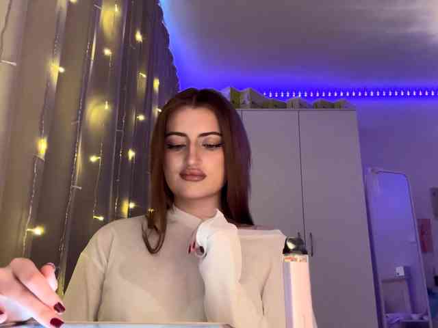 AuraLahrman webcam