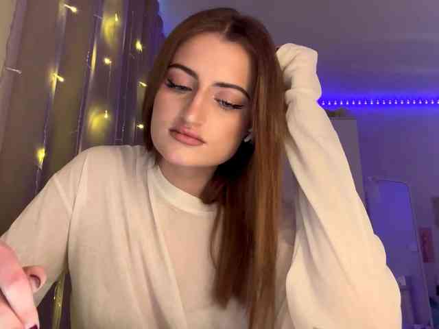 AuraLahrman webcam