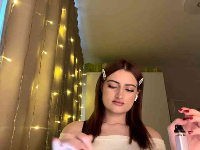 AuraLahrman webcam