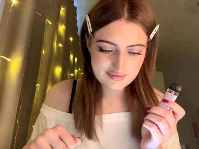 AuraLahrman webcam