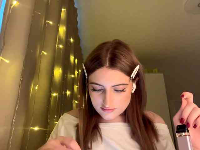 AuraLahrman webcam