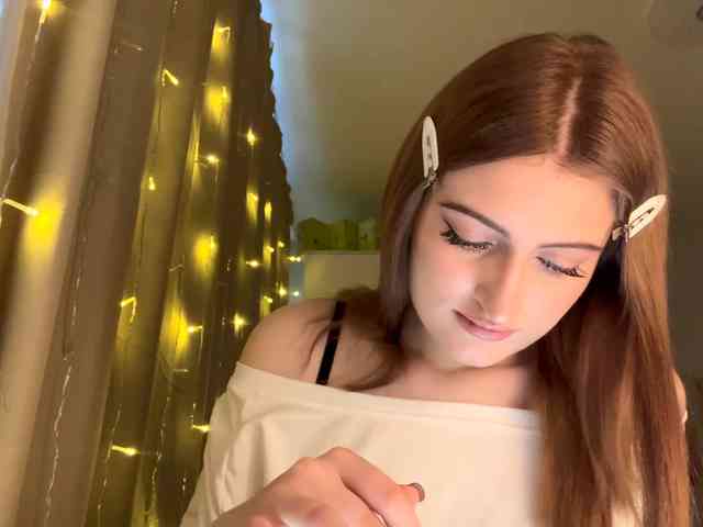 AuraLahrman webcam