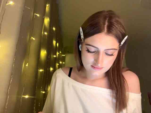 AuraLahrman webcam