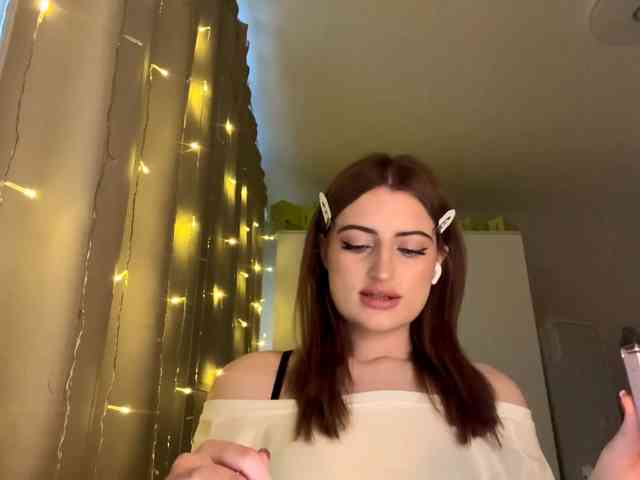 AuraLahrman webcam