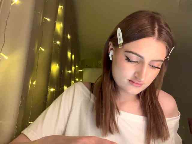 AuraLahrman webcam