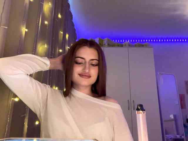 AuraLahrman webcam