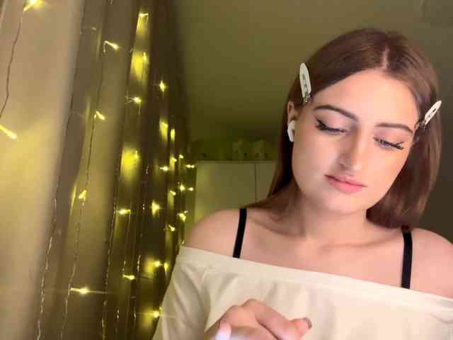 AuraLahrman webcam