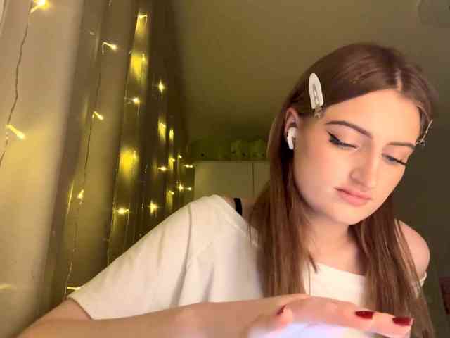 AuraLahrman webcam