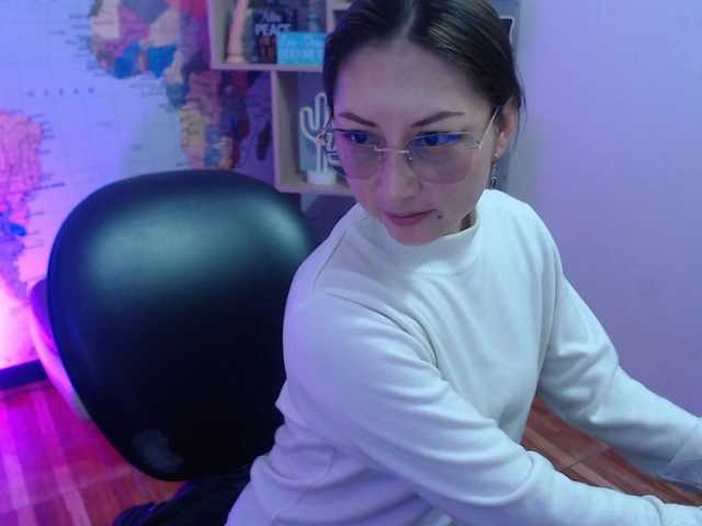 EvelynnMiller webcam