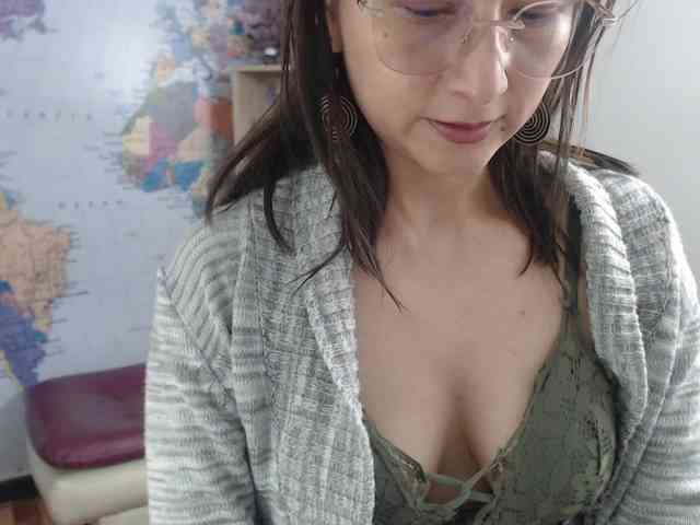 EvelynnMiller webcam