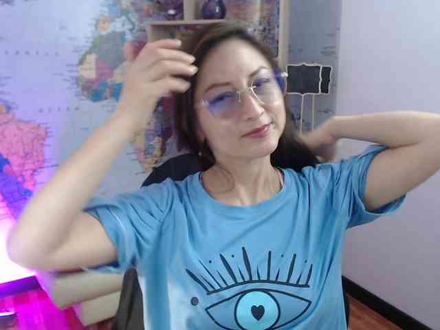 EvelynnMiller webcam